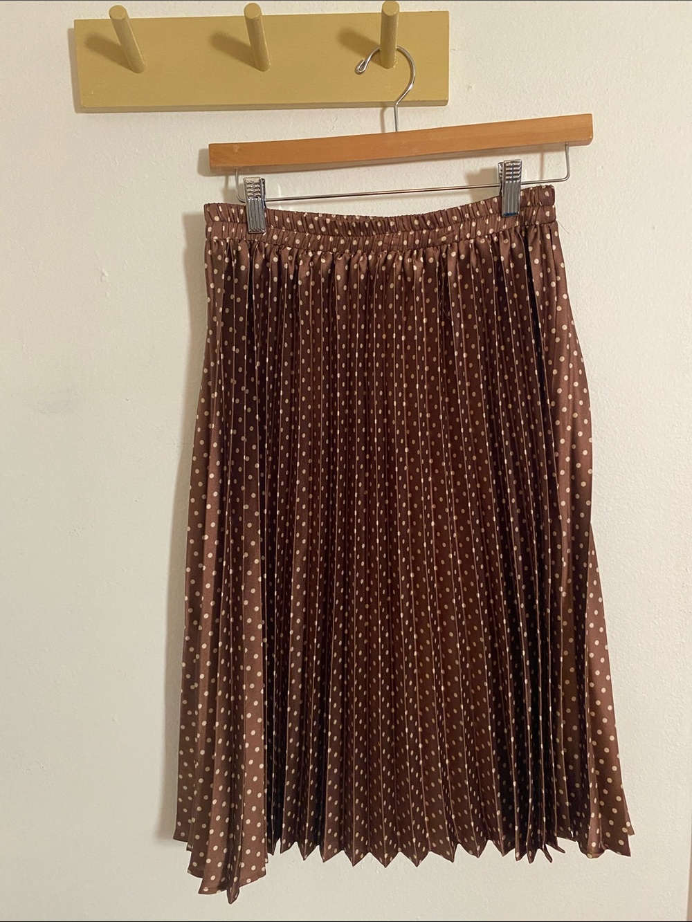 Monteau Brown and Cream Polka Dot Pleated Midi Skirt